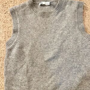 Zara Gray Sleeveless Sweater Vest